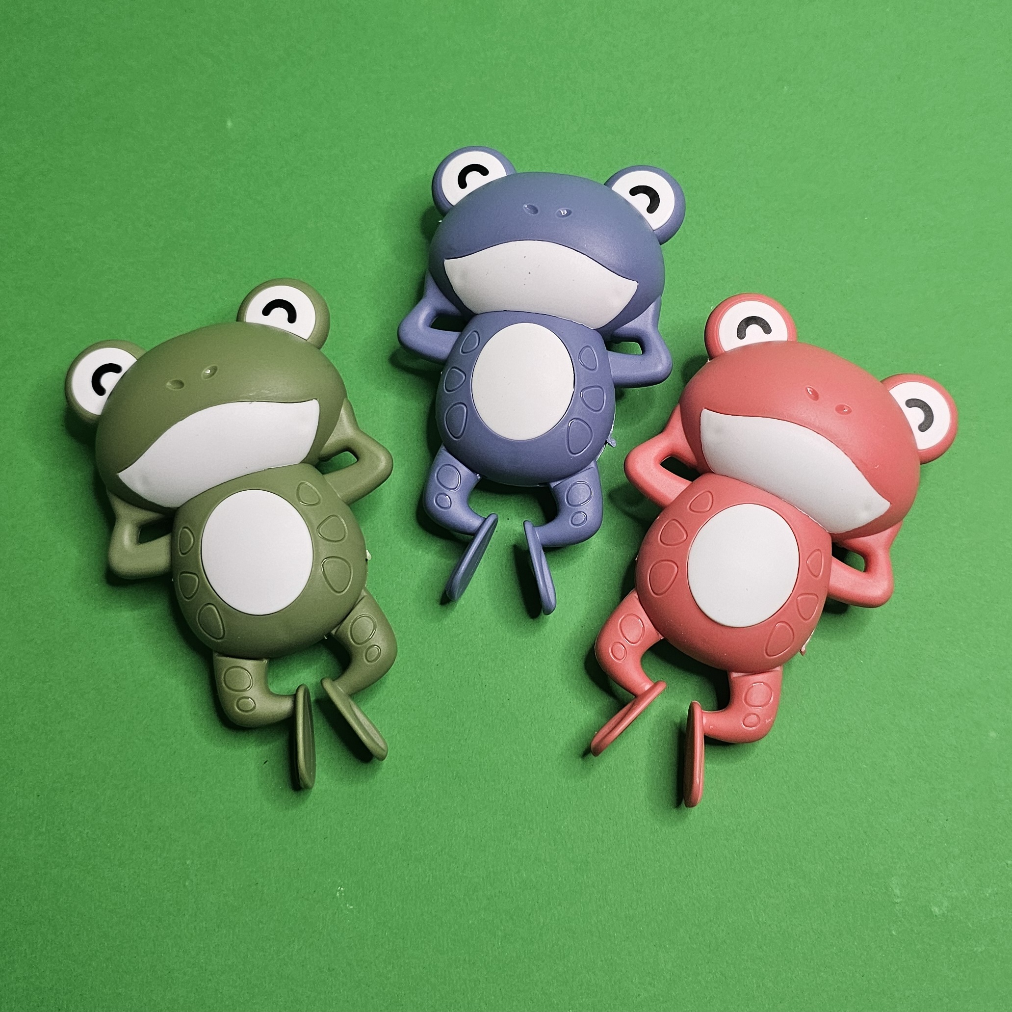 اسباببازی کوکی حمام شناگر طرح قورباغه